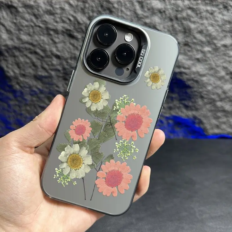 Beautiful Chrysanthemum Phone Case For iPhone 15 14 13 12 11 Pro Max 7 8 Plus XR XS MAX MINI Y2K Soft Girl Anti Fall Back Cover