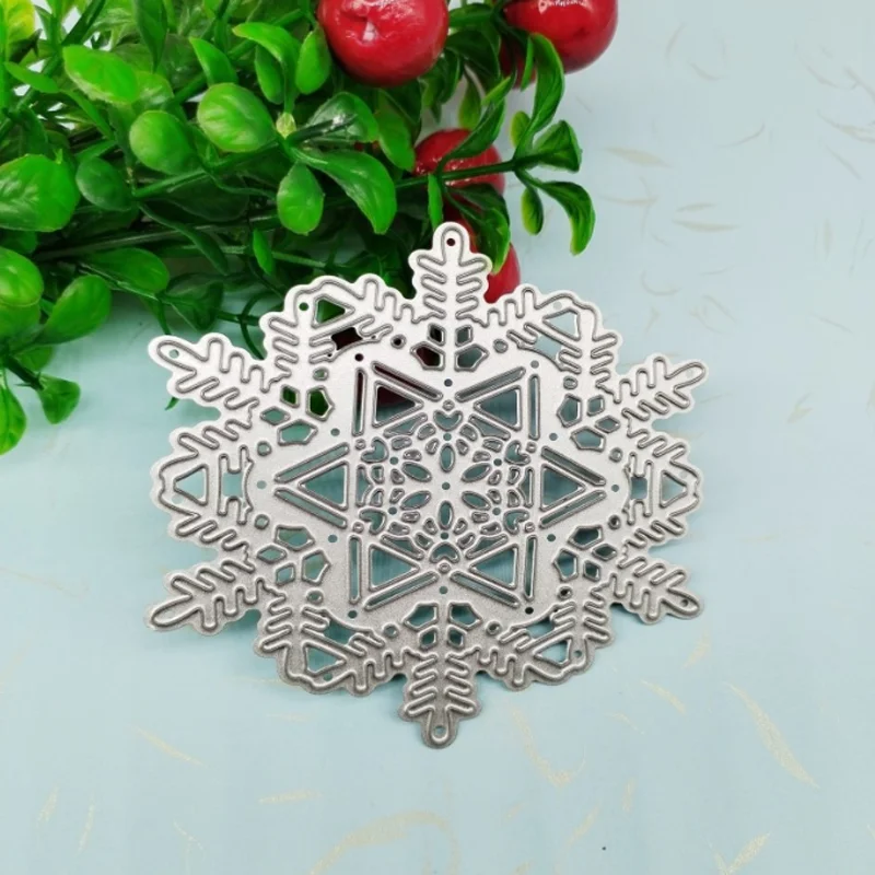 Christmas Snowflakes Etching Metal Cutting Dies DIY Scrapbook Die Cutout Wedding Party Craft Embossing Decorat Stencil Reusable