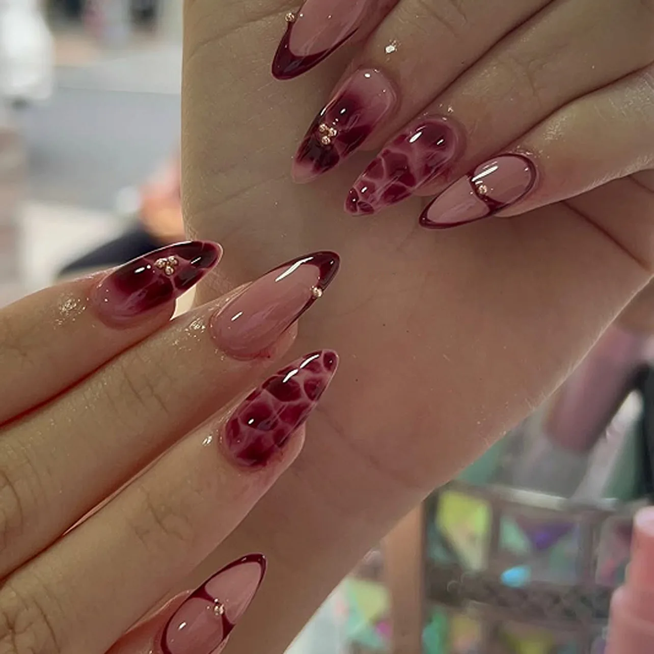 24Pcs Wine Red French Almond Press on Nails - Leopard Print & Gold Rhinestone Decor Reusable False Nails for Women