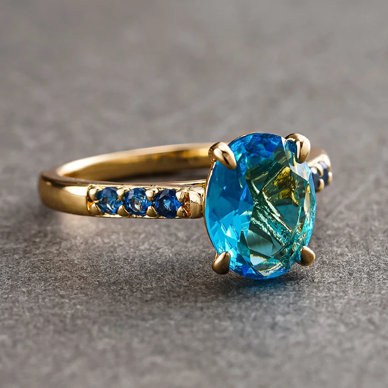 Anéis de Zircônia Cúbica Azul Céu Oval Brilhante Huitan para Mulheres, Acessórios de Casamento Luxuosos em Cor Dourada, Presente Elegante para Joias Femininas em Festas