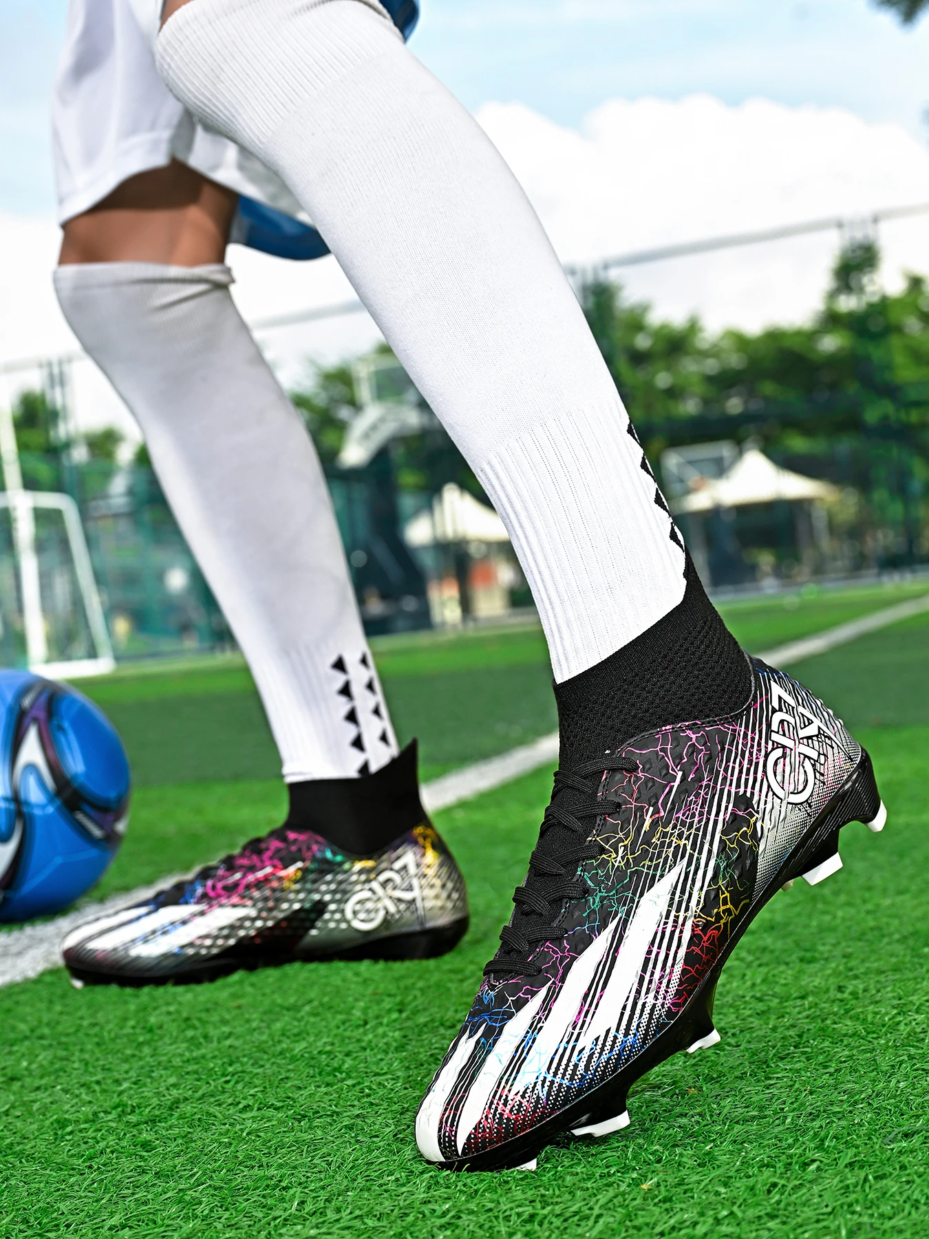 

New High-Quality High-Top Soccer Shoes, Fg and Tf, Unisex, Comfortable and Breathable, Strong Grip, Professional Competition Training, Suitable for All Seasons