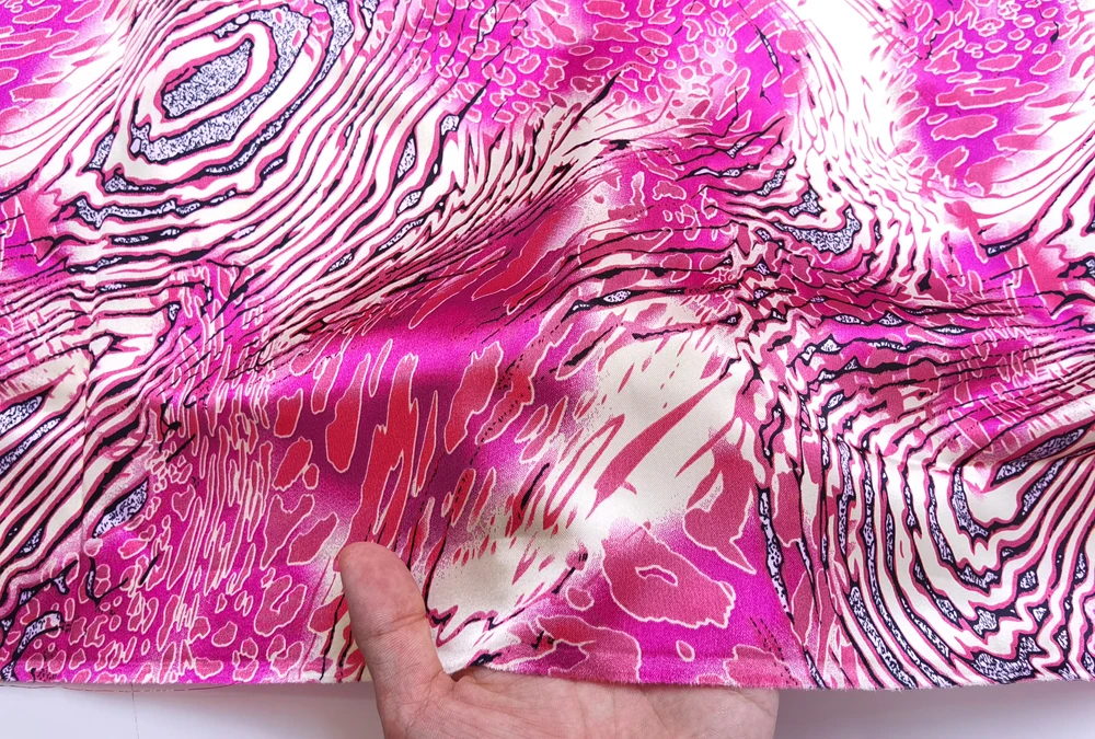 58" breit | 2 Meter | 5 Meter | Satinstoff Charmeuse weicher Schal DIY Material afrikanisches Patchwork Leopardenmuster – Detail 6