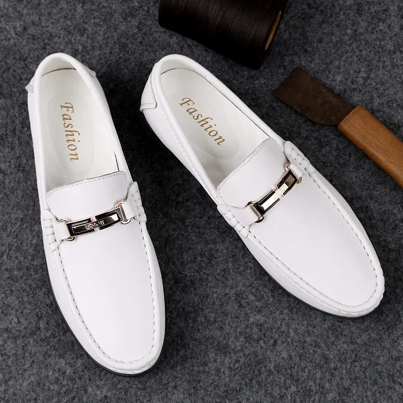 White Loafers Men\'s Genuine Leather Slip-on Classic Leather Shoes Soft Sole Comfortable Moccasin Casual Shoes Designer Men Shoes