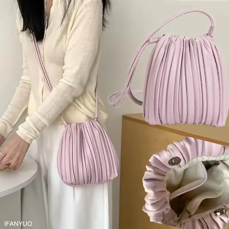 

New Luxury PU Leather Crossbody Bag Versatile Use Inner Insert Pocket Shoulder Bag Elegant Pleated Square Bag for Women Girls