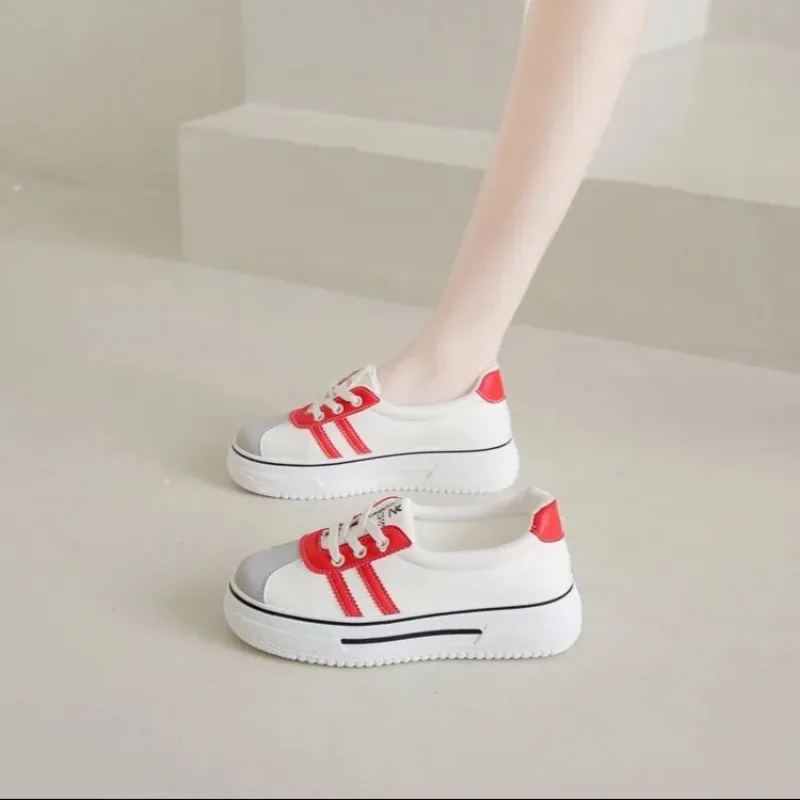 

Hot Selling Shallow Mouth Korean Version White Shoes for Women 2025 New Summer Casual Shoes Fashionable Ins Student Shoes