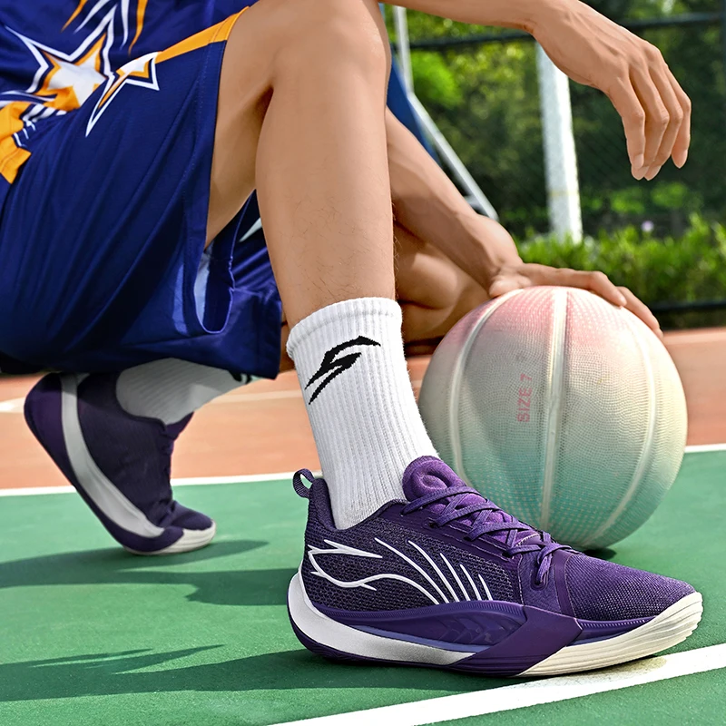 Fashion Couple Basketball Shoes Lightweight Breathable Upper Shockproof Non Slip Sole Outdoor Training CompetitionSportsSneakers