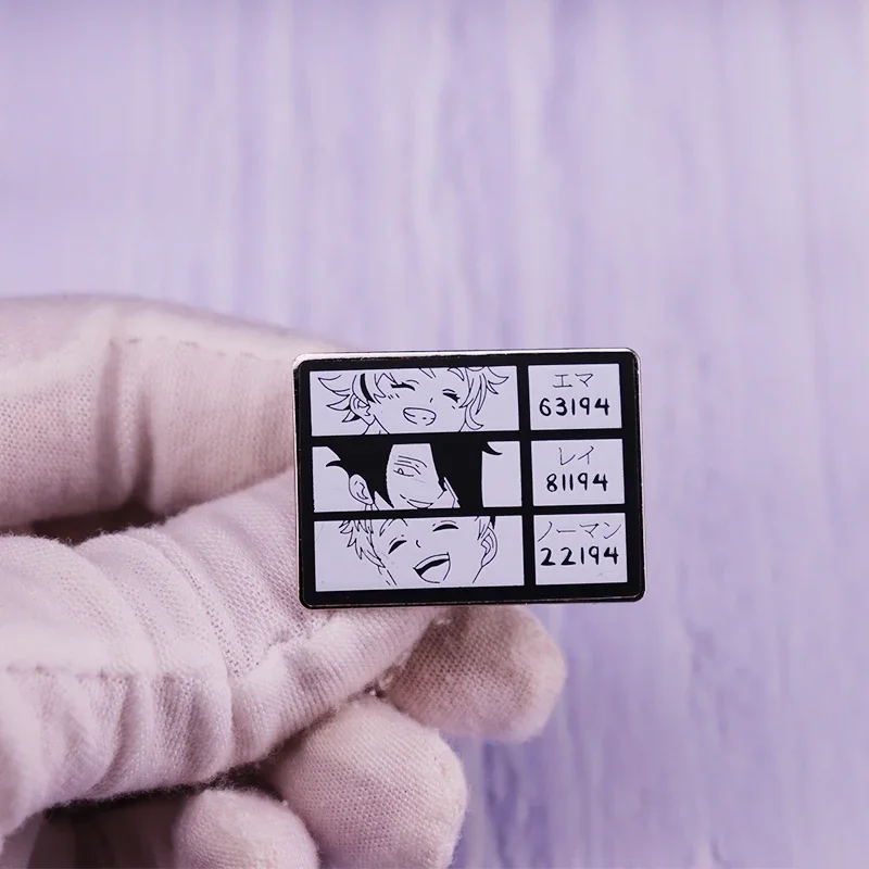 دبوس مينا نيفرلاند الموعود ، شارة أنيمي ، مجوهرات الموضة ، هدية للمعجبين ، إيما ، نورمان ، راي ، ، ، من من من من