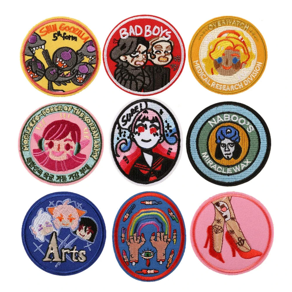 1pcs Mix Circular Insignia PatcheS for Clothing Iron on Embroidered Sew Applique Cute Fabric Badge Garment Apparel Accessories