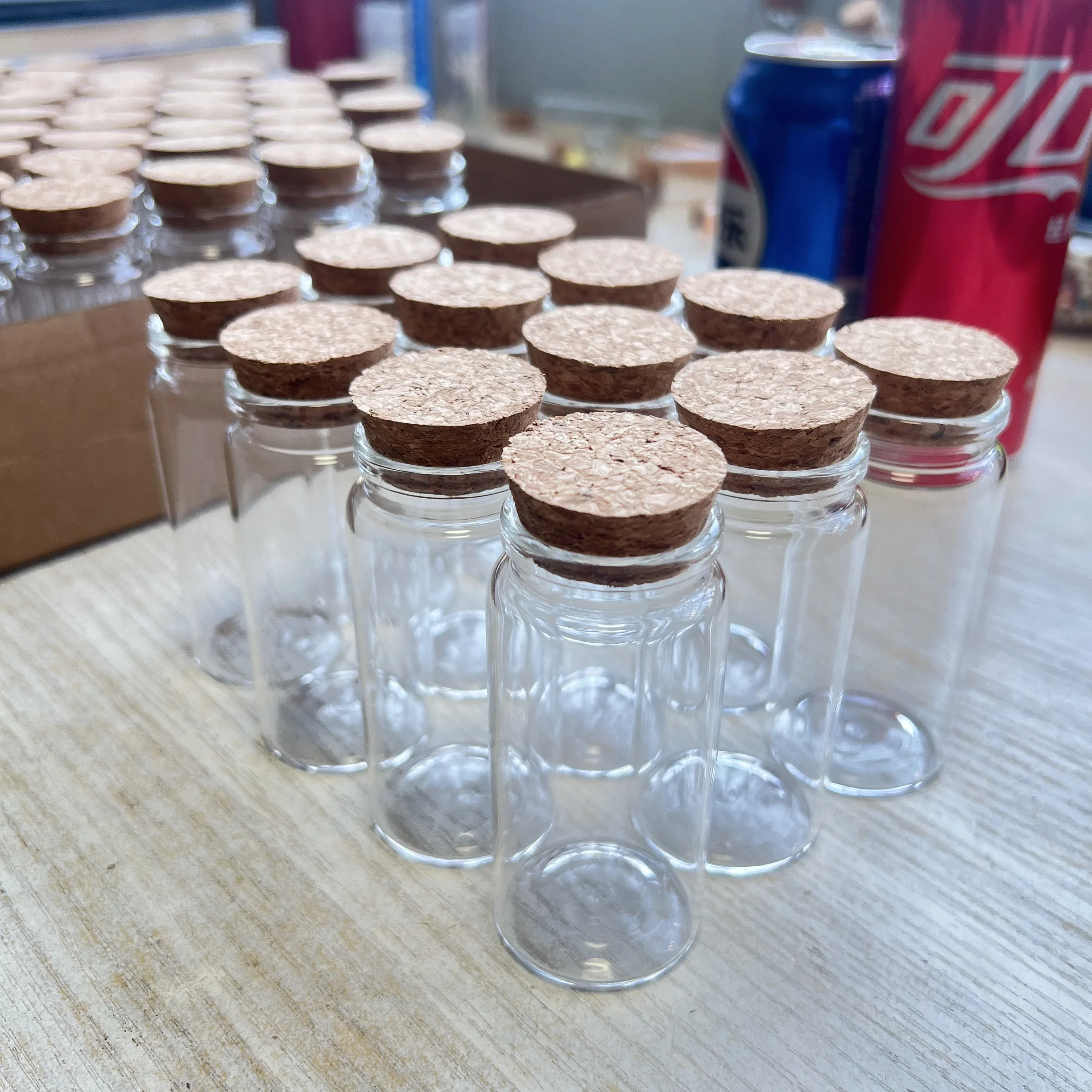 

12 шт. 26x37x80 мм, 60 мл, стеклянная бутылка для конфет, пробковая крошечная флакон, мини-стеклянные банки, контейнеры для семян, сделай сам, ремесло, специи, хранение, декор комнаты