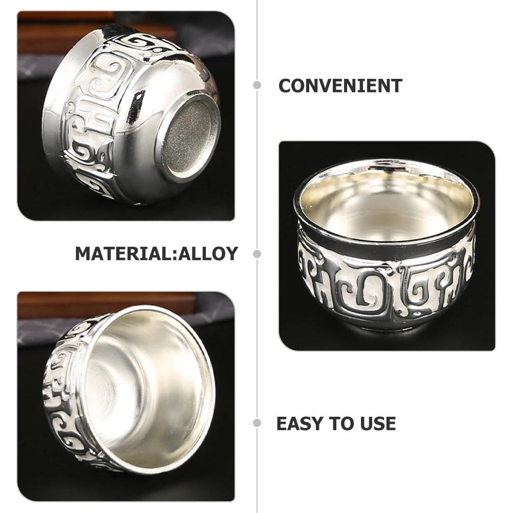 

2 Pcs 30ml Silver Metal Cups European Style Embossed Luxury Small Liquor Cup Set Anti Break Household Drink for Couples
