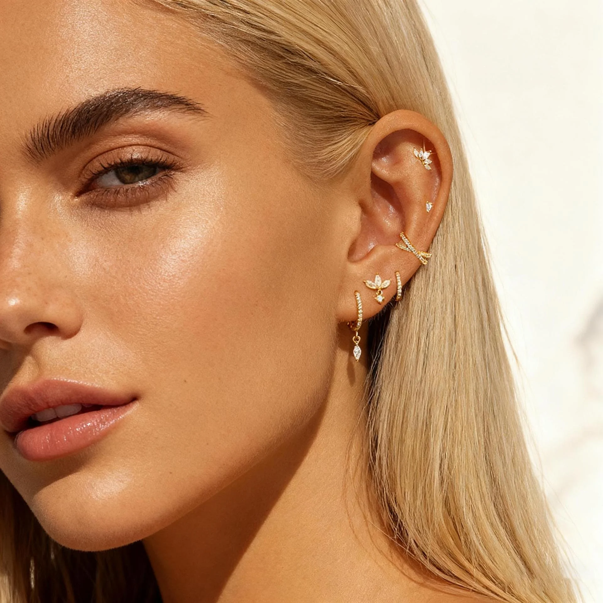 6pcs European And American Minimalist Stainless Steel Zircon Ear Clip Set for Women Elegant Multiple Stud Earring Jewelry Gifts