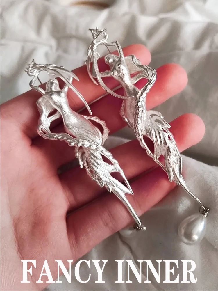 2023 New Goddess Drop Earring Nymph Mermaid Pearl Shining Exaggerated Silver Color Metal Earring for Women Jewelry