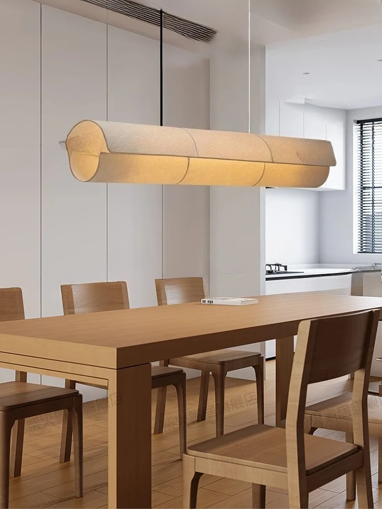 中世のシャンデリア日本のミニマリストレストランバーカウンター一文字ストリップランプコーヒーショップケータリング商業