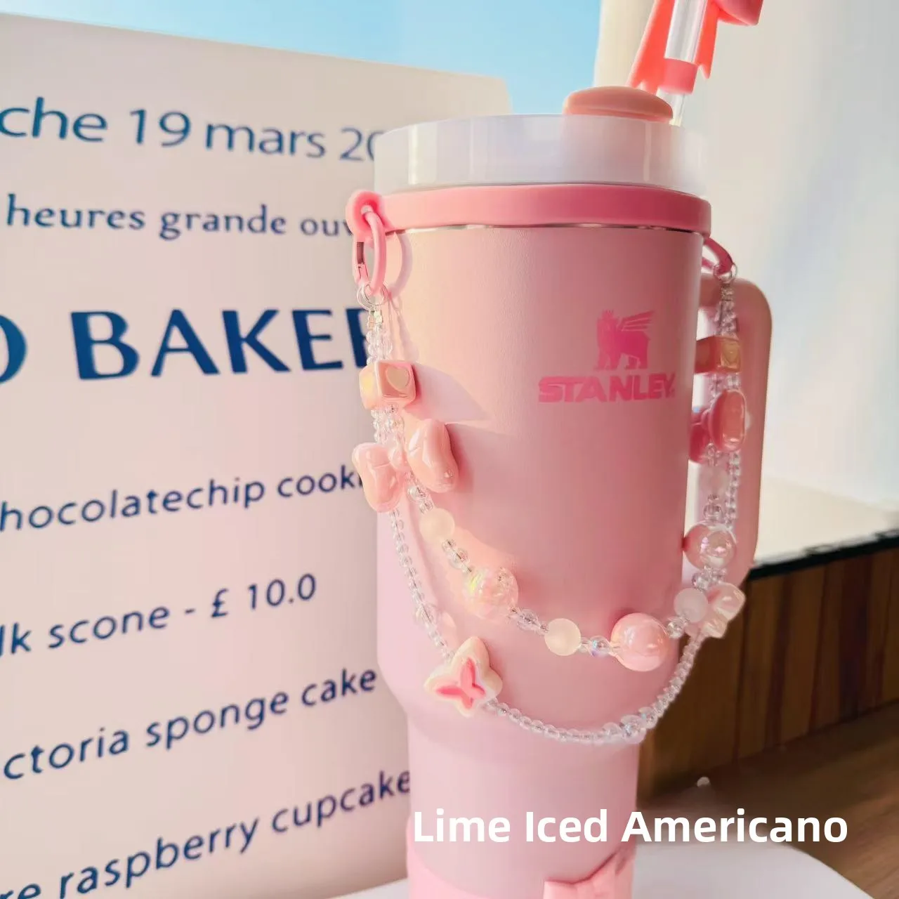 Funda para Botella de Agua Stanley de Doble Capa con Diseño de Mariposa de Ensueño, con Cordón, Accesorio Aislante para Vasos...