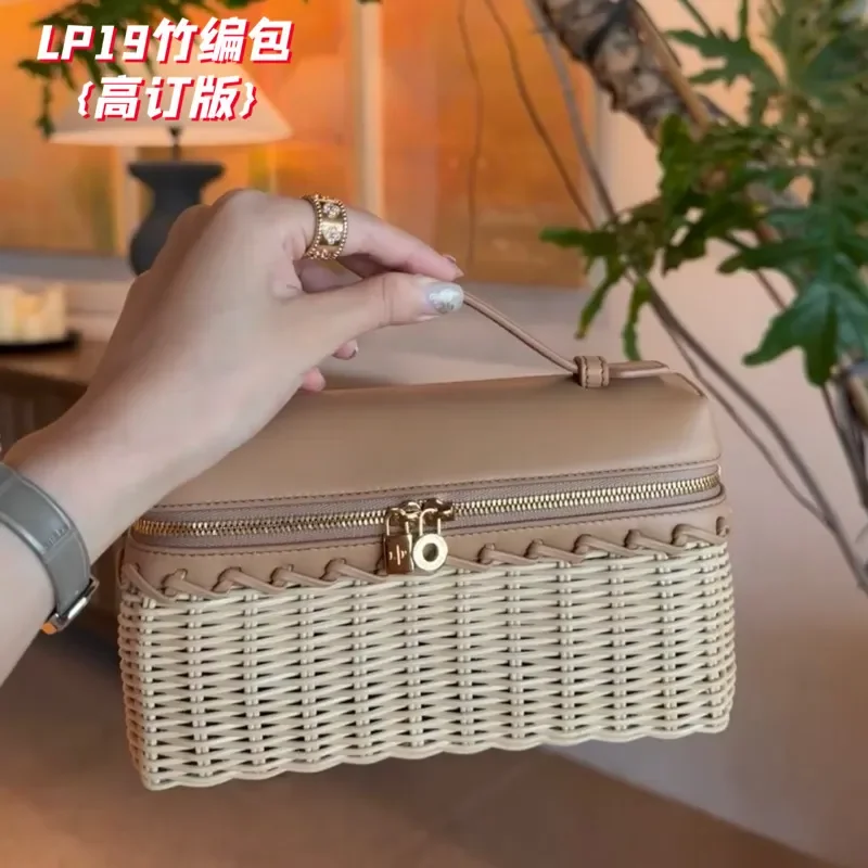 Women Bamboo Rattan Lunch Box Bag Handwoven Leather One Shoulder Crossbody Handheld Purse New Style Natural Material Fashion
