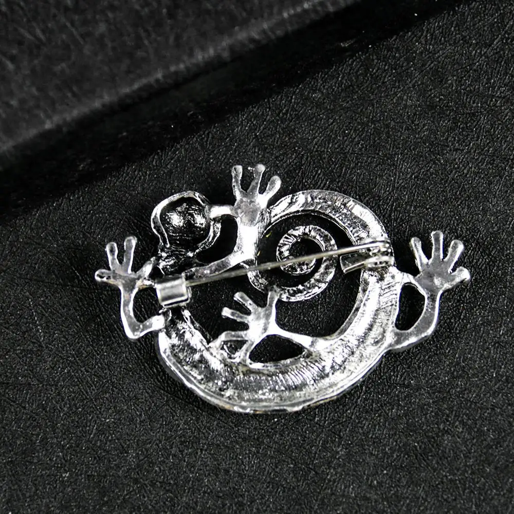 Hyperbole Punk Gecko Lizard Reptile Chameleon Metal Brooch Inlay Abalone Shell Badge Suit Lapel Brooch Woman Charm Jewelry Pins