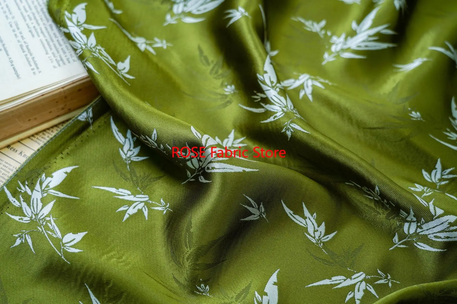 1 metr tkaniny żakardowej w stylu chińskim z zielonymi liśćmi bambusa, materiał do szycia garniturów, sukienek, kamizelek, woreczków, DIY