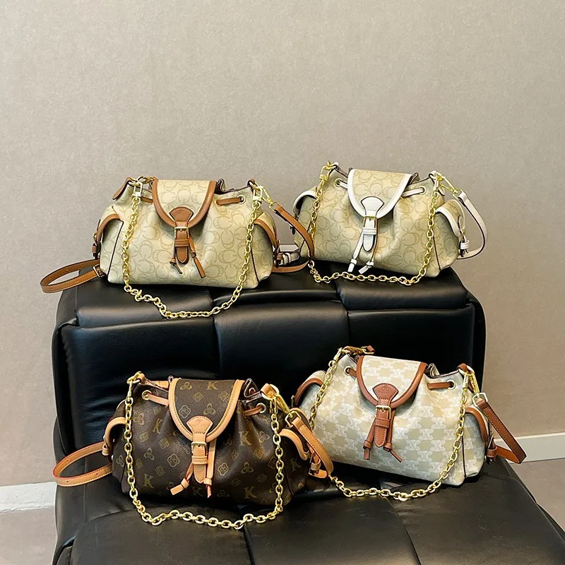 

​​Chain Handle Box Shoulder Bag Women Premium Caviar Grain Top Handle Purse Museum Date Ready Luxe Minimalist Silhouette​​