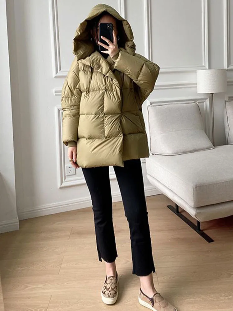 2025 neue Winter Warme Daunen Parka Frauen Koreanische Lose Fledermaus Ärmeln Brot Jacke Kurze 90 Weiße Ente Unten Mantel Mit Kapuze outwear mujer