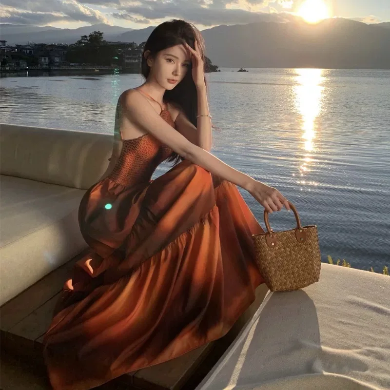 

Female Beach Vacation Tropical Long Dresses Lady Tie Dye Fire Print Halter Design Dress Dinner Banquets Party Honeymoon Vestidos