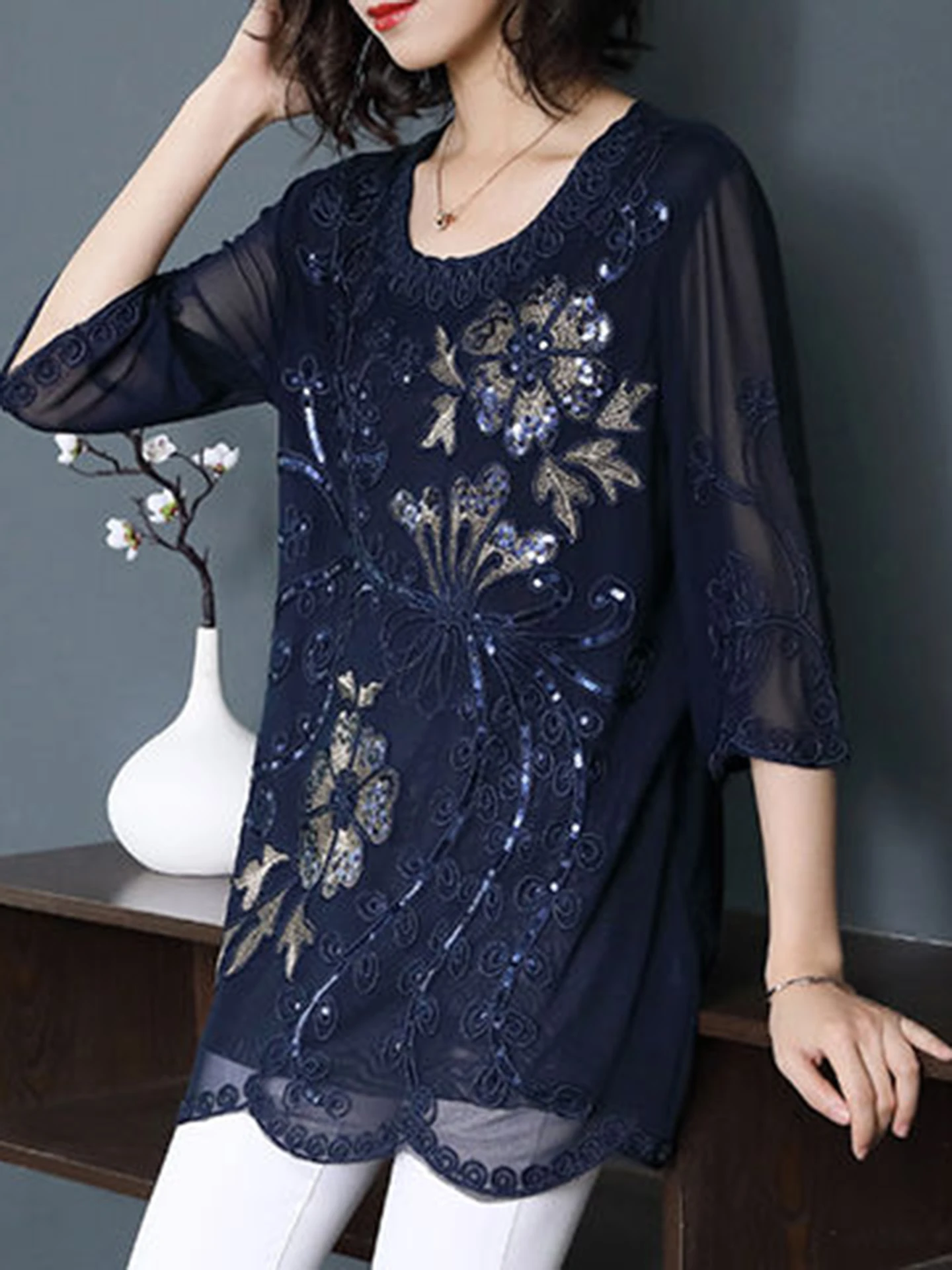 

Женский элегантный синий топ с круглым вырезом и вышивкой для тяжелой промышленности — универсальный для всех сезонов, украшение для фестивальной вечеринки