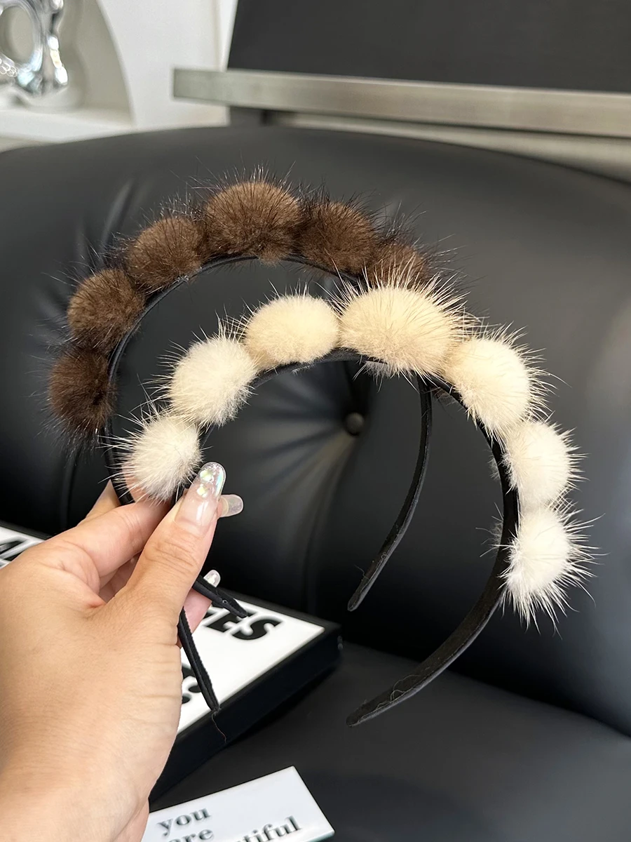 100% Prawdziwe futro z norek Opaski na głowę Kobiety Luksusowa zima Wysokiej jakości prawdziwe futro Opaska do włosów Lady Fashion Hair Hoop Furry Gift Hot Sale