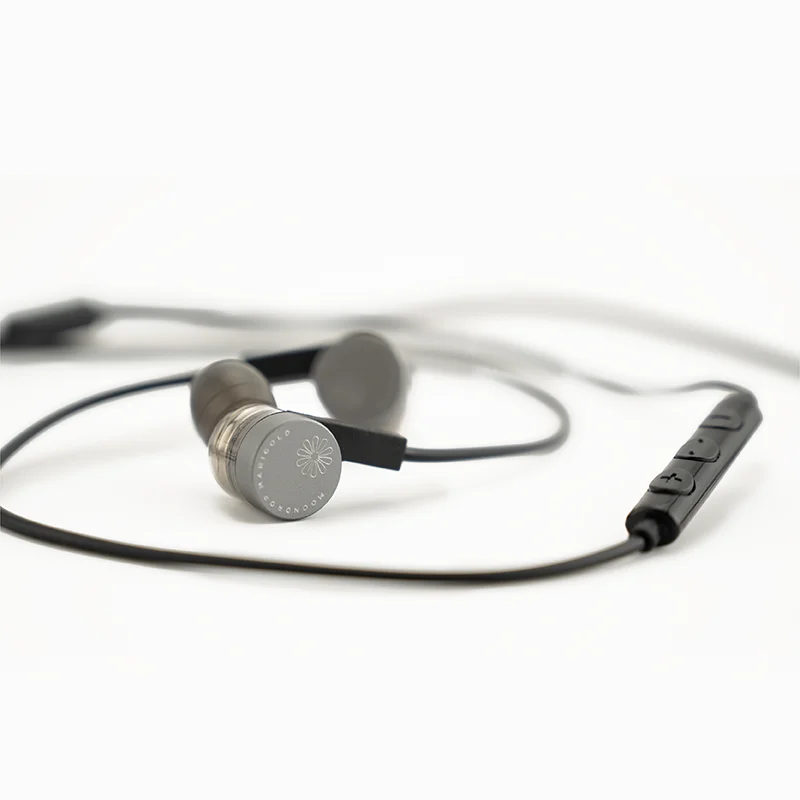 MOONDROP MARIGOLD USB-C سماعة أذن داخل الأذن DSP مدمجة 32 بت/384 كيلو هرتز كارت الصوت كابل غير متماثل ميكروفون EQ سماعة ألعاب الموسيقى