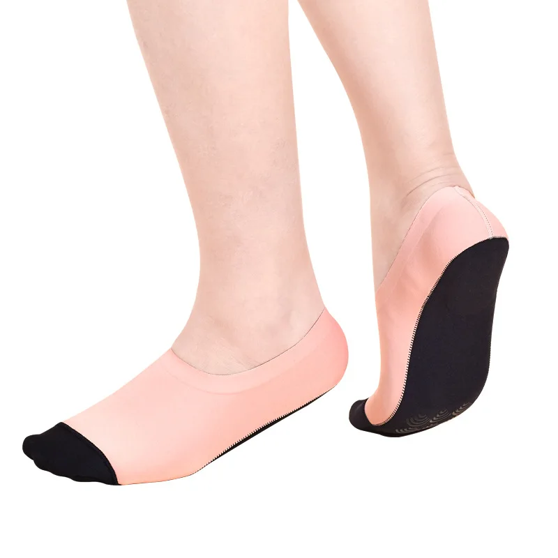 Рисунок 5 - Нескользящие женские носки для