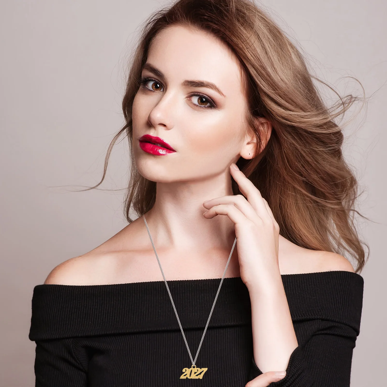 

100Pcs Gold Tassel Pendant Charms Elegant Polished Alloy Year Number Charms DIY Jewelry Making Supplies Graduation New Year