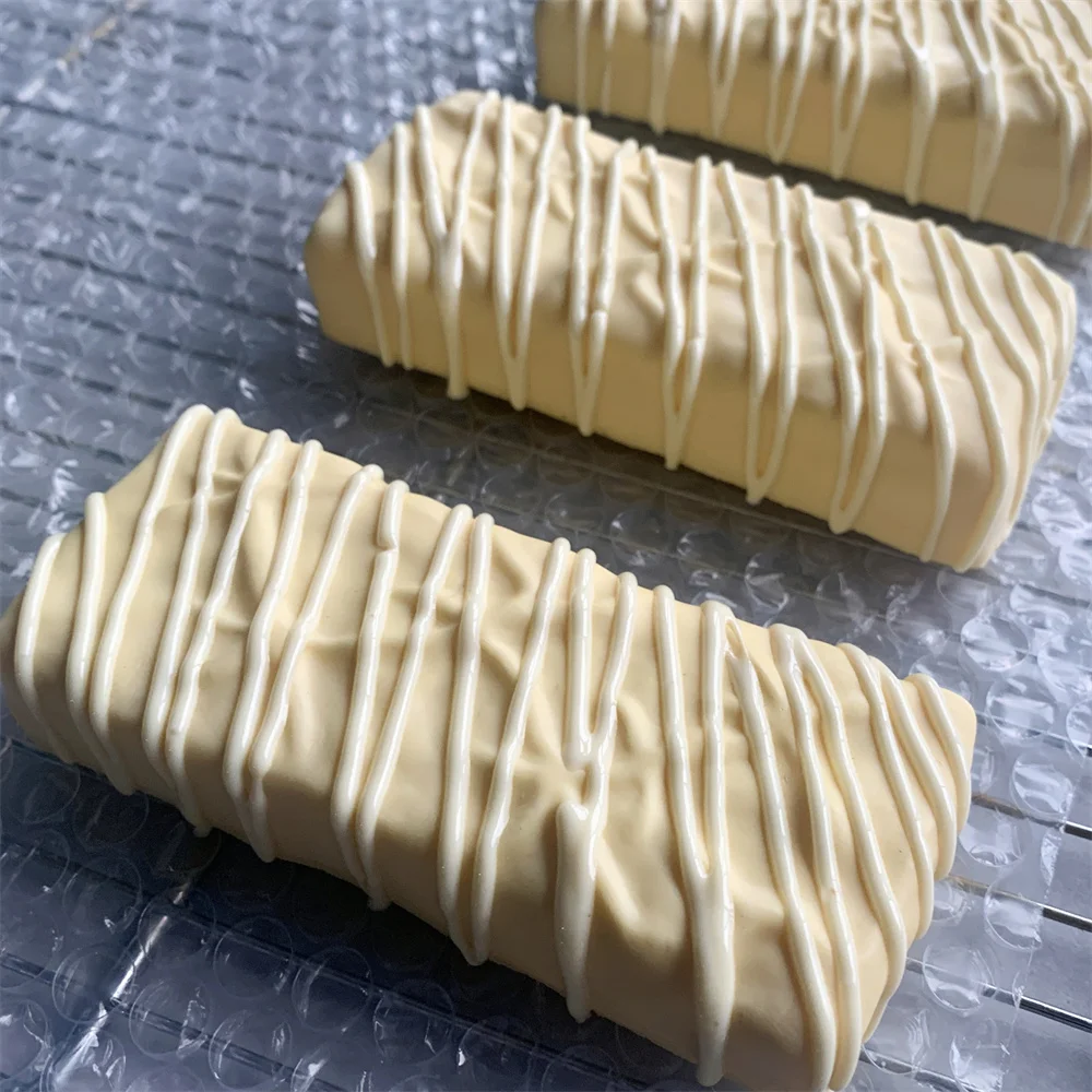 

Pure White Cube Shape Cake Vanilla White Chocolate Switzerland Rich Taste Food Model Soft Major Handmade Production Dessert Shop