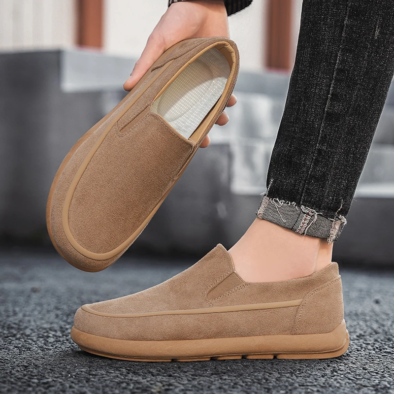 

2026 New Style Men Retro Fashion All‑Match Loafers, Slip-On Soft Bottom Work Shoes, Lightweight Anti‑Slip Casual Sports Footwear