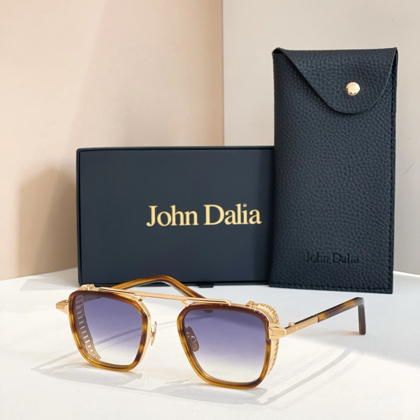 

Original For JOHN DALIA JD SCOTTY Luxury Alloy Frame Square Men Sunglasses Trendy UV400 Driving Anti-Glare Women Couple Eyewear