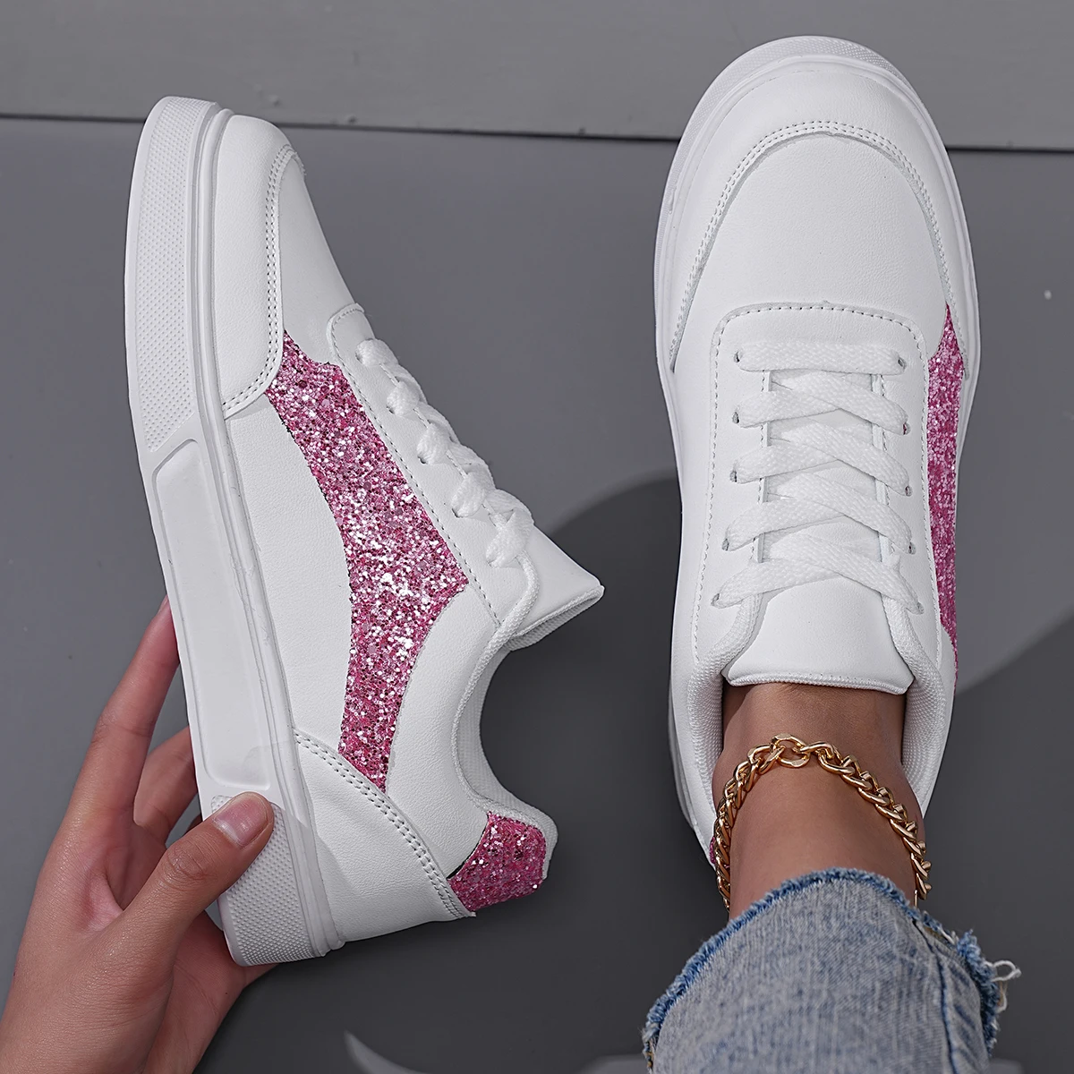 Luxury Women Skateboard Sneaker Silver Running Sport Shoes for Girls Comfortable Spring Outside Street Walking Trainers