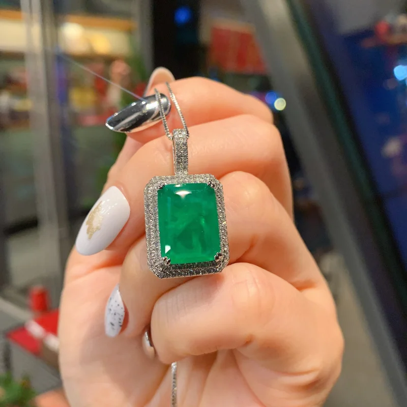 Jewelry European and American Fashion Emerald Inlaid Diamond Women's Pendant Earrings Main 12*16 9*12