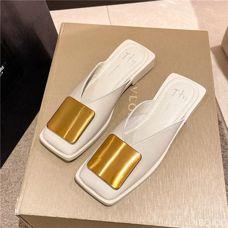 

Brand Designer Women Slippers Fashion Metal Buckle Mules Flat Heels Square Toe Shallow Shoes Outdoor Slide Female Casual Sandal
