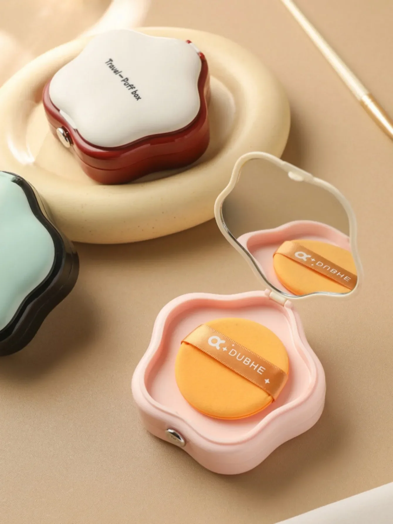 Breathable powder puff cushion storage box, portable for travel, student home use, acrylic dustproof makeup box with makeup mirr