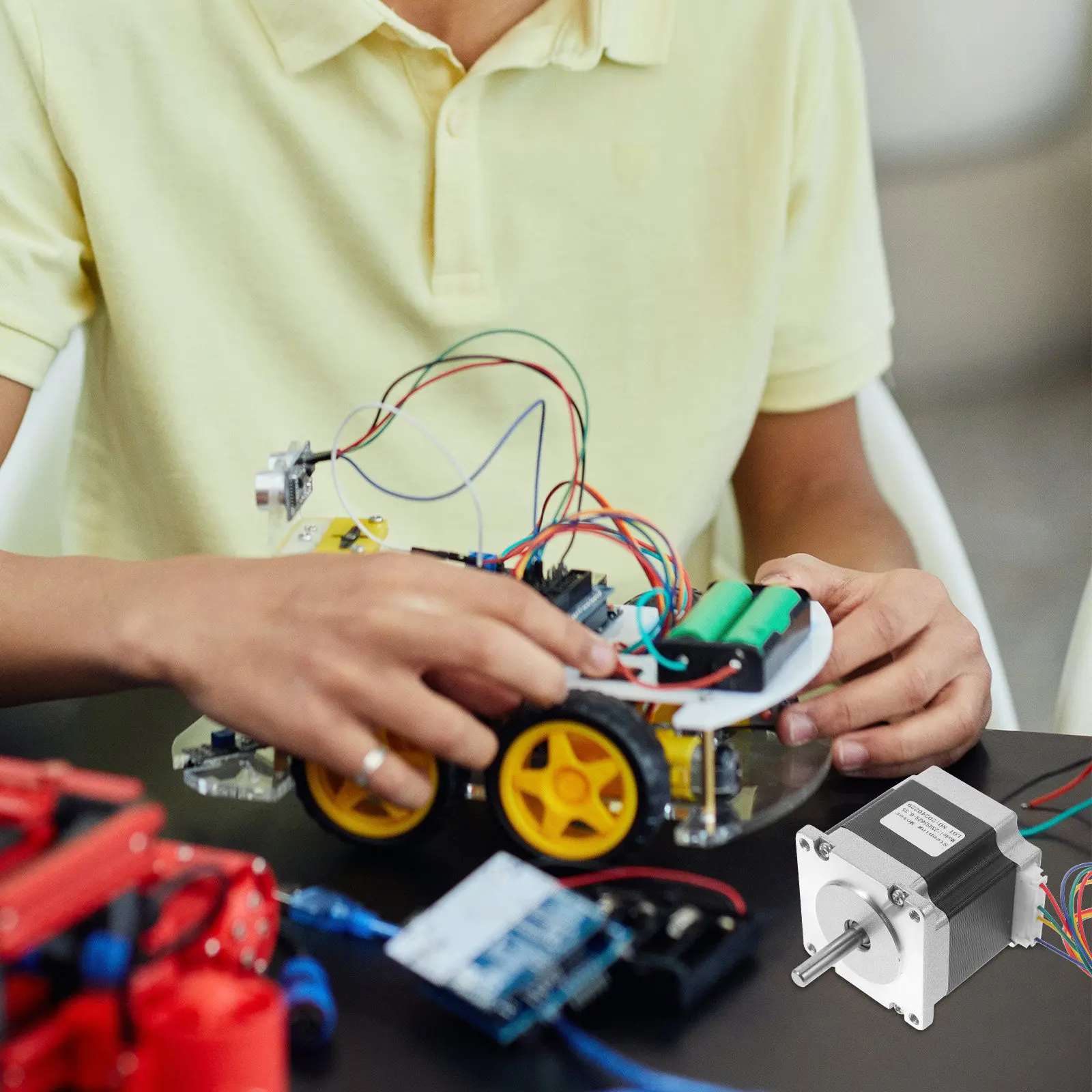 

Двухпроводной шаговый двигатель постоянного тока с редуктором, 1.26 Н·м, 2.00 Вт Высокоточный компактный 3D-принтер из алюминиевого сплава 56 мм с углом наклона 18 градусов