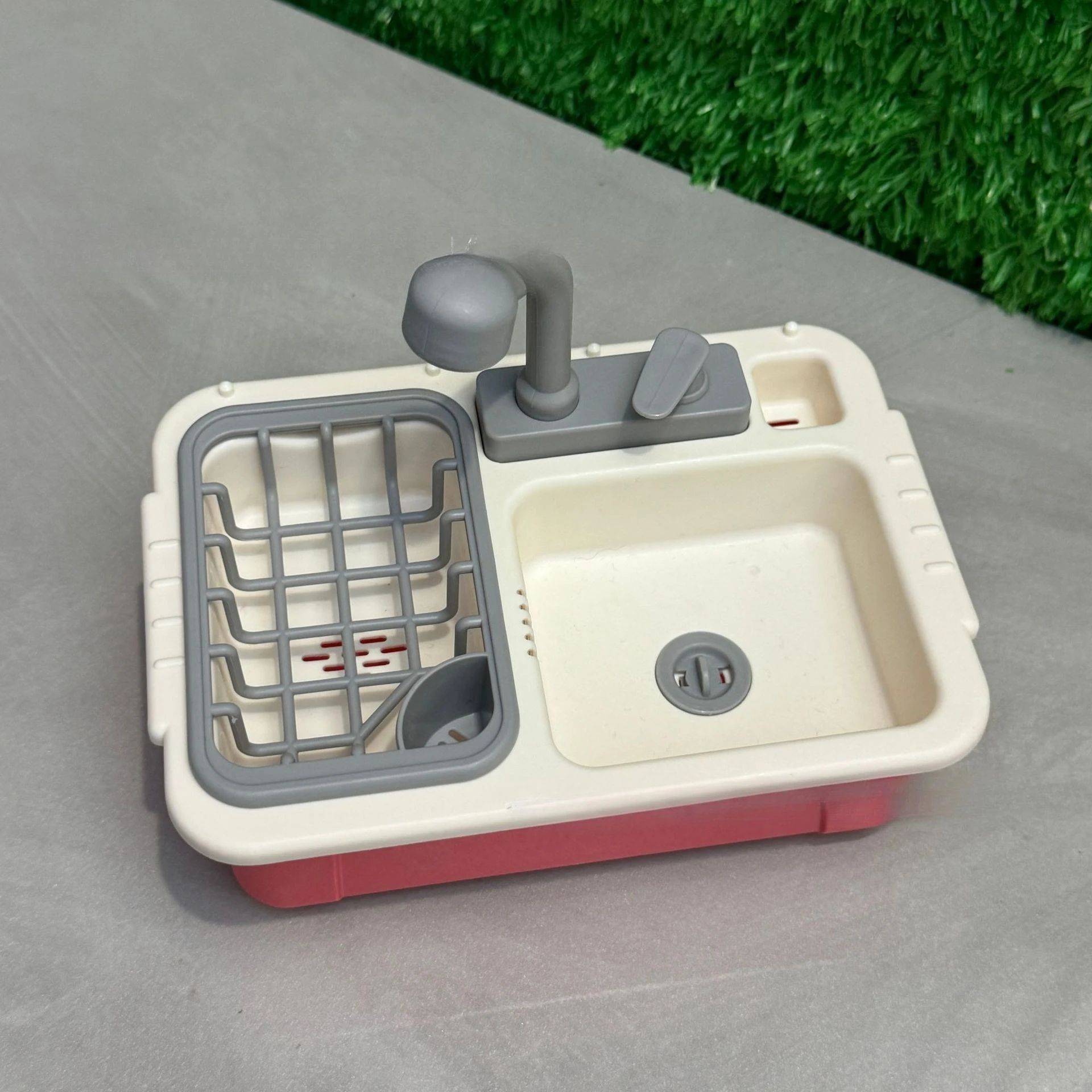 

1pc Dollhouse Mini Kitchen Dishwashing Basin Model Washing Dish Rack Washing Dish Counter Furniture Decor Ornament Accessory