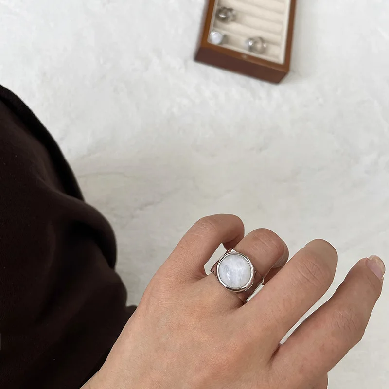 XIYANIKE nieregularny kamień księżycowy szeroki regulowany pierścienie otwierające dla kobiet dziewczyna moda nowa biżuteria prezent urodziny anillos mujer — zdjęcie 4