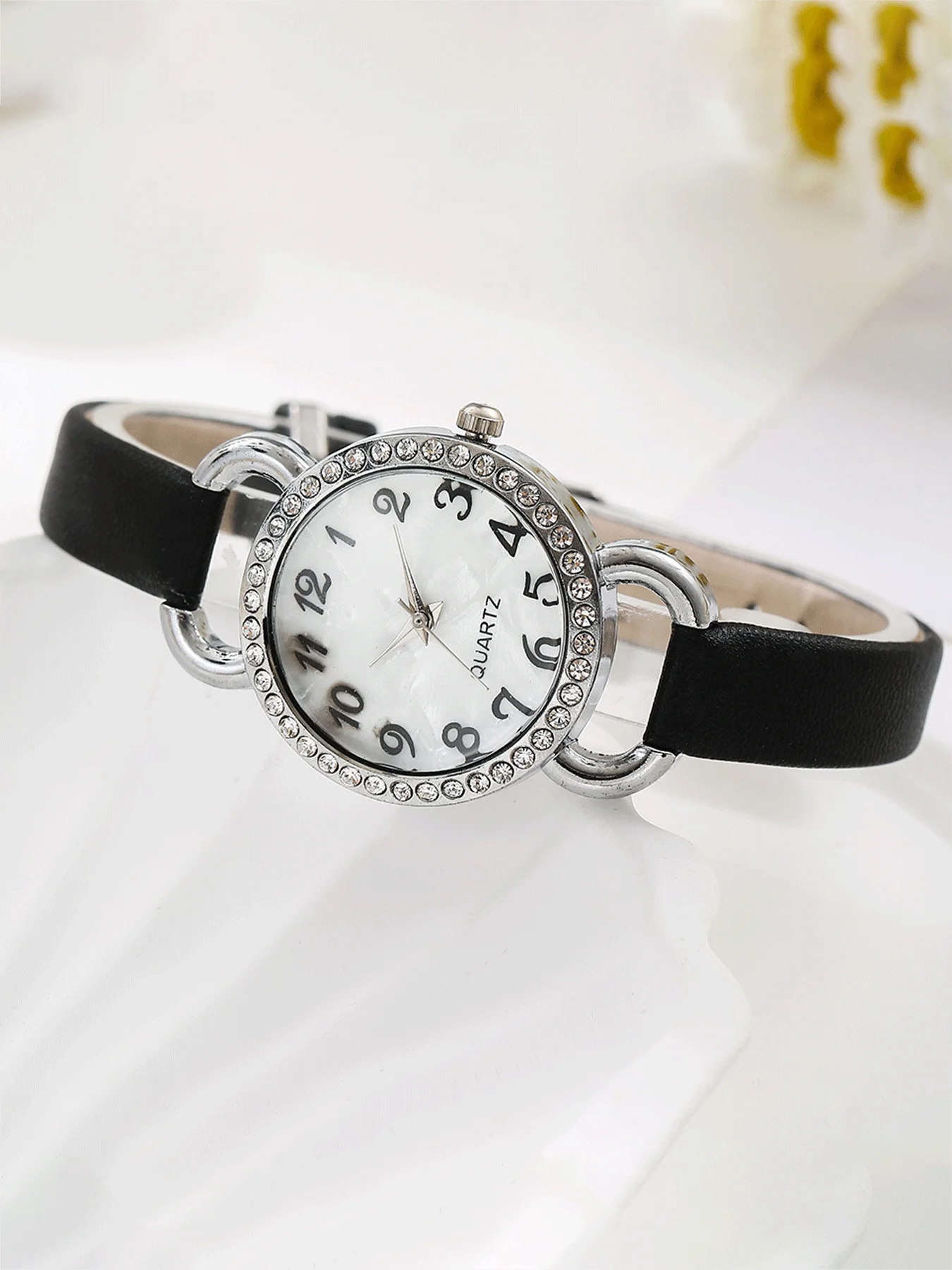 Watch Women's Fashion Trendy Beimu Face Inlaid Women's Temperament Ultra Thin Student Minimalist Belt Watch