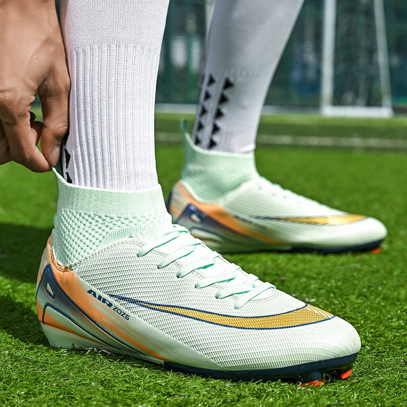 

Society Cleats Soccer Shoes Men Professional Football Shoes Indoor Fast Training Football Field Boots Sneaker Training TF/FG