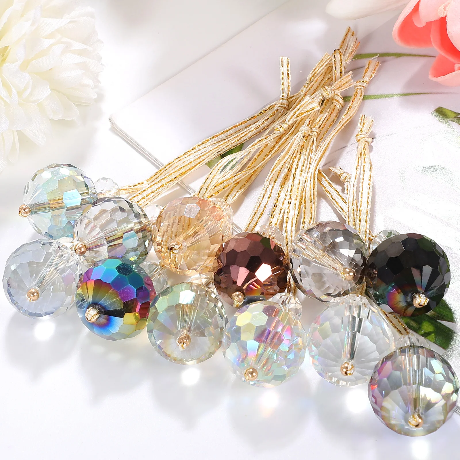 

Crystal Christmas Balls Hanging Sun Catcher Decor Wind Chimes Indoor Ornaments Clear Prisms Beautiful Design