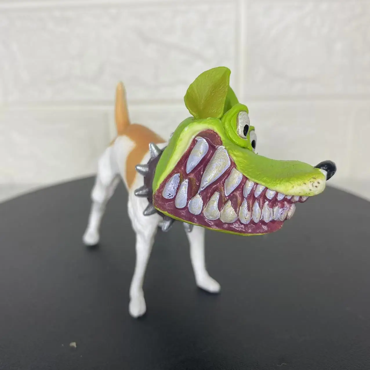 

Funny the Mask Milo Dog Figure, Green Head Cartoon Character Pvc Collectible Model, Desktop Decor Toy Gift for Movie Fans