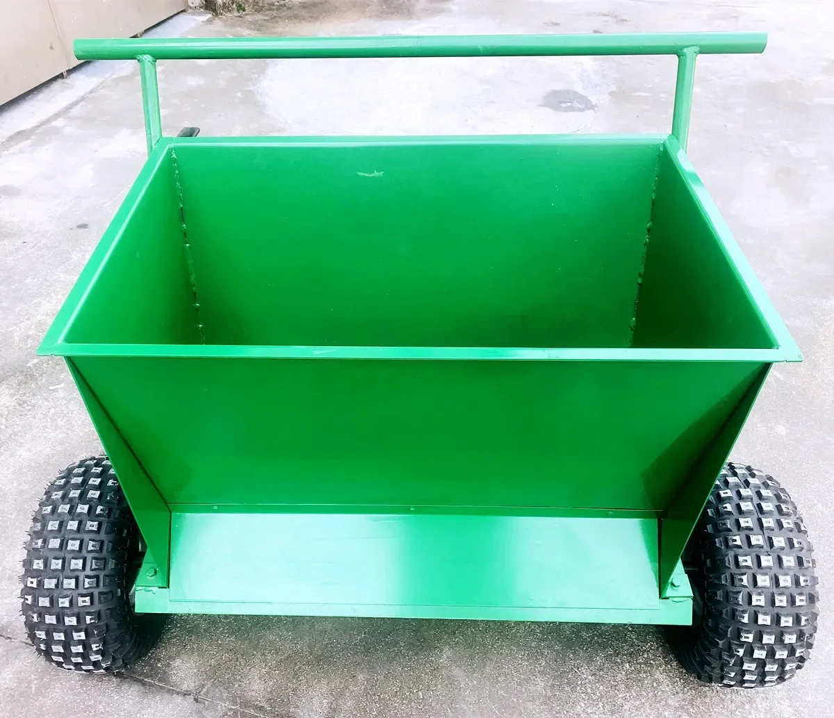 rubber dropper machine  for spreading infill(sand and rubber granules) on artificial grass