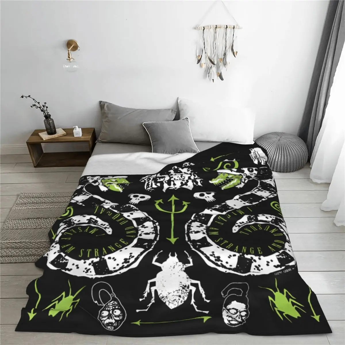 B-Beetlejuice Symbols Poster Blanket Halloween Horror Flannel Throw Blanket Airplane Travel Decoration Ultra-Soft Warm Bedspread