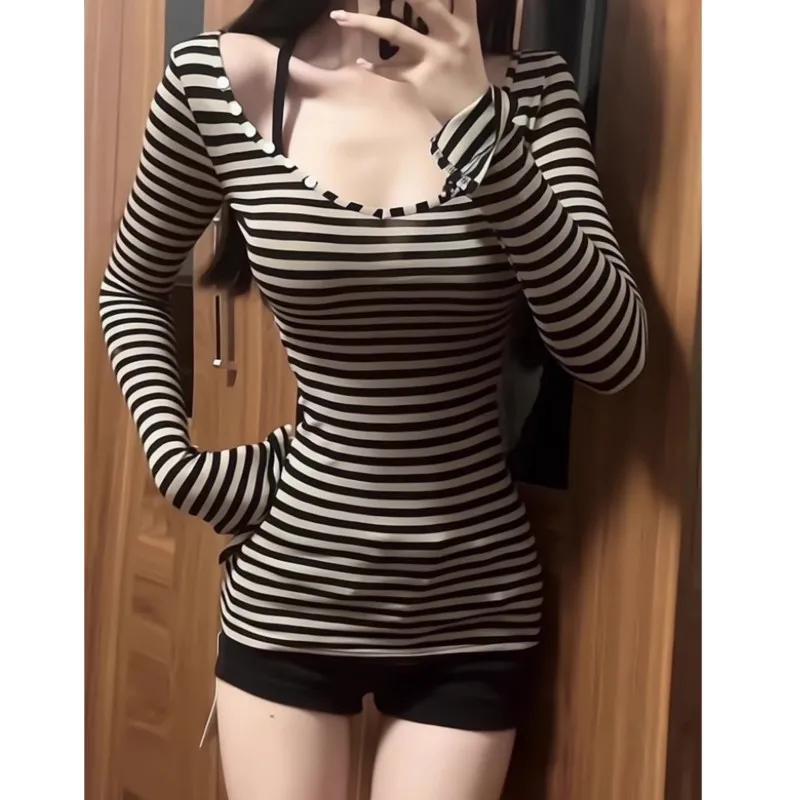 Pure Desire Striped Deep V-neck Flared Sleeve Pure Desire Hot Girl Slimming Form-fitting Long-sleeved T Shirt For Women
