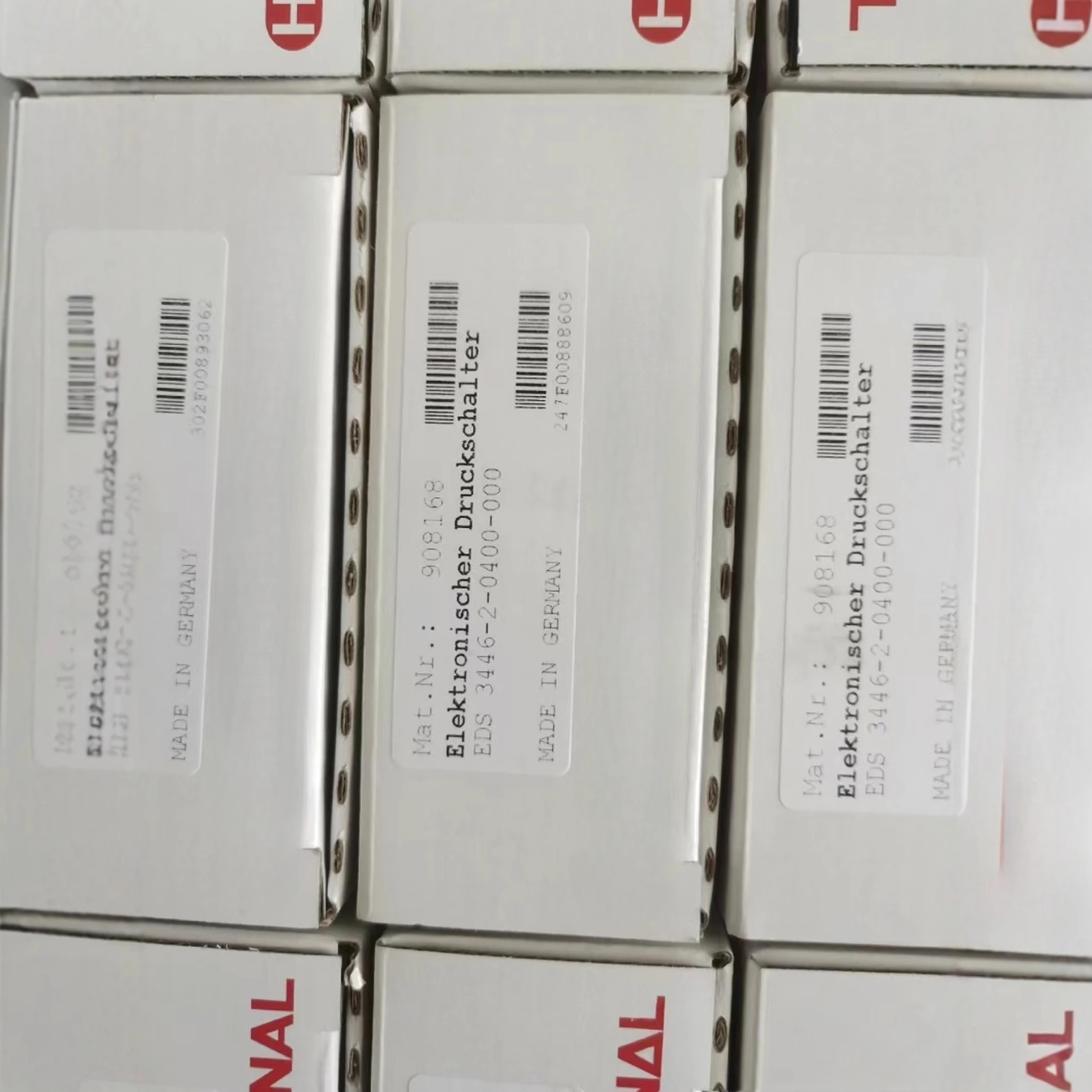 

EDS 3446-3-0400 -Y00/000 EDS3446-2-0400-Y00/000 New original