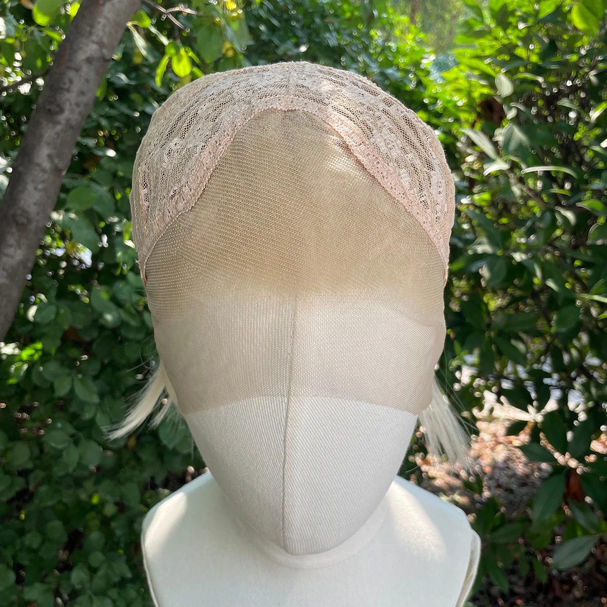 Light Blonde Lace Front Wig 8in Straight Bob