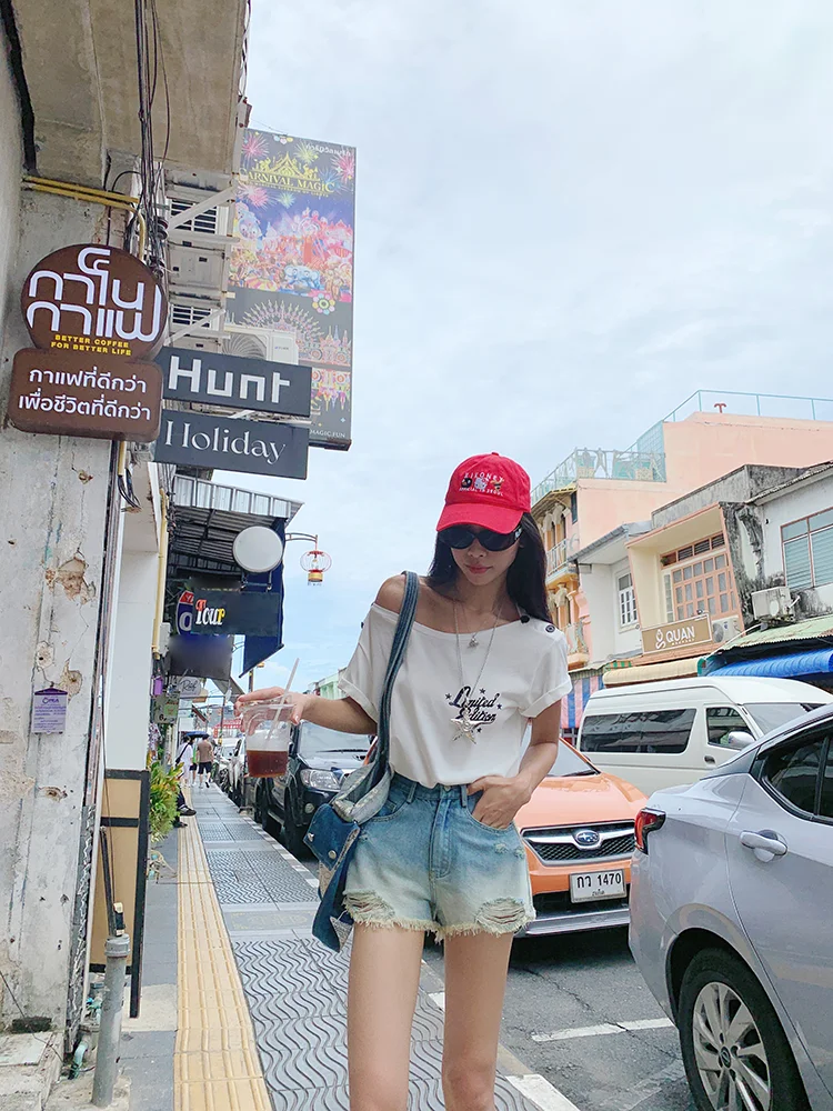 

Белая футболка Aviva on Earth с принтом на одно плечо, женский дизайн, свободный крой, универсальный летний топ