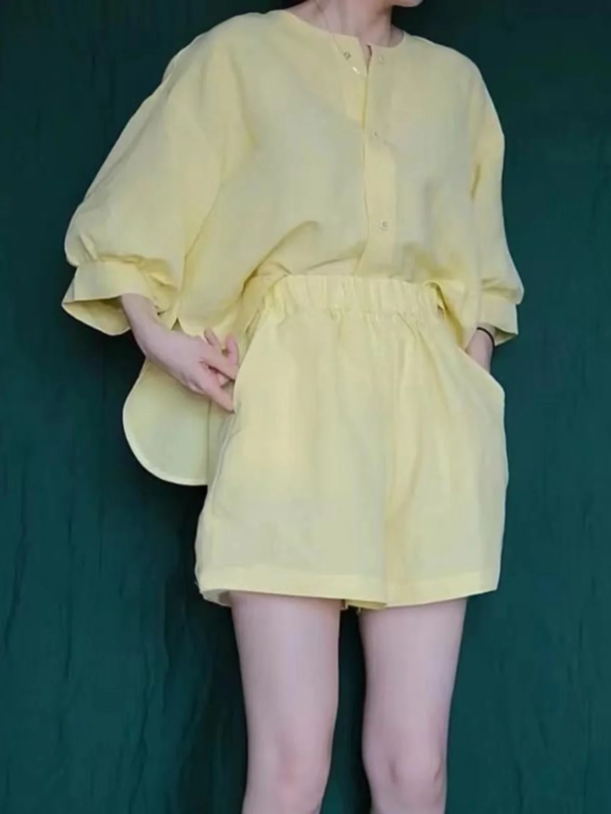 

Fashionable Lemon Yellow Women's Summer Shirt Shorts Set Sun Protection Two-Piece Suit Casual Loose Fit Cotton Polyester Blend